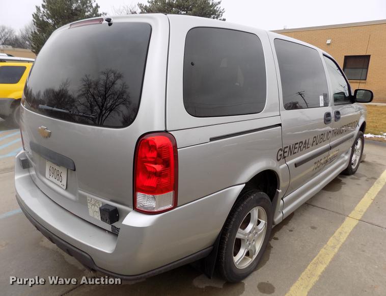 image for item DY9211 2008 Chevrolet Uplander van