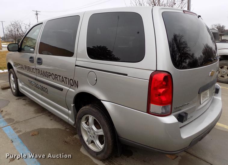 image for item DY9211 2008 Chevrolet Uplander van