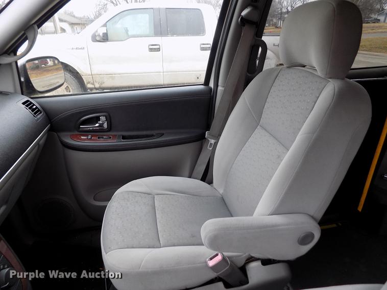 image for item DY9211 2008 Chevrolet Uplander van