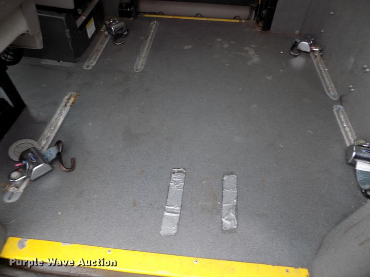 image for item DY9211 2008 Chevrolet Uplander van