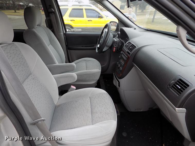 image for item DY9211 2008 Chevrolet Uplander van