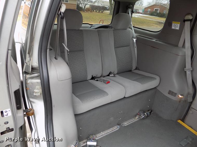 image for item DY9211 2008 Chevrolet Uplander van