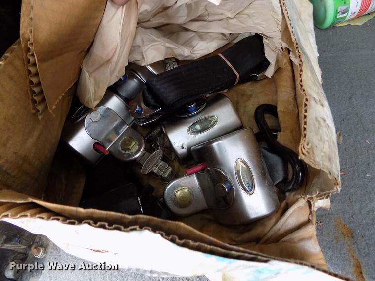 image for item DY9211 2008 Chevrolet Uplander van