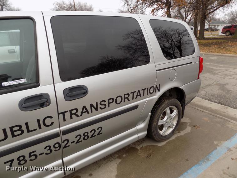 image for item DY9211 2008 Chevrolet Uplander van