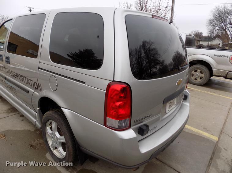 image for item DY9211 2008 Chevrolet Uplander van