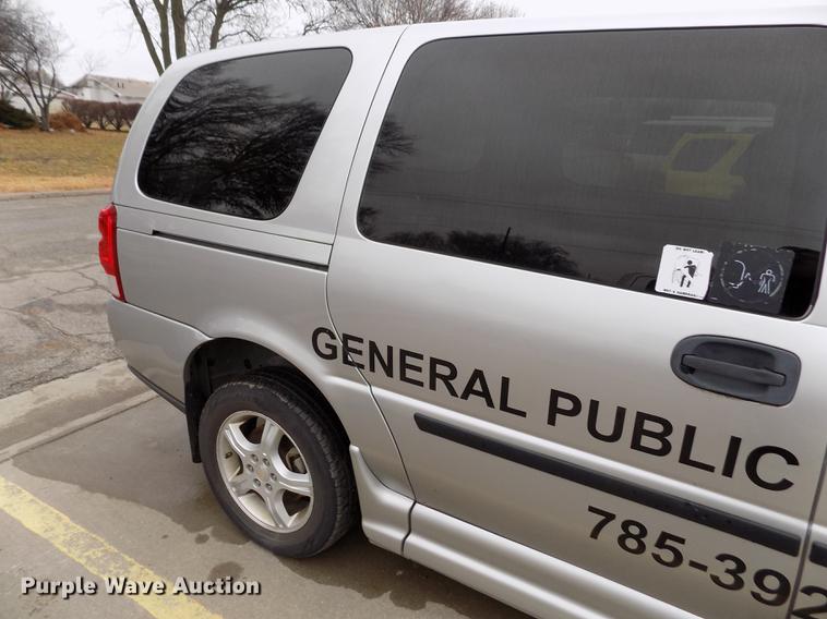 image for item DY9211 2008 Chevrolet Uplander van