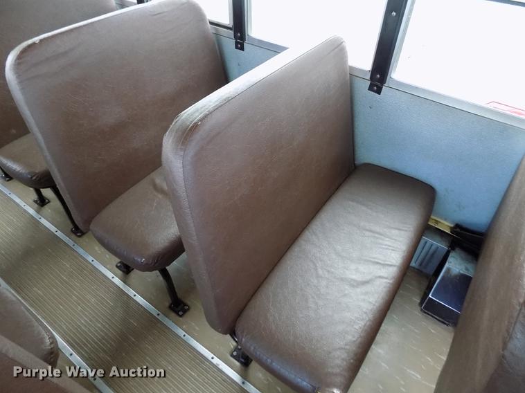 image for item DY9213 2006 International CE200 schoolbus