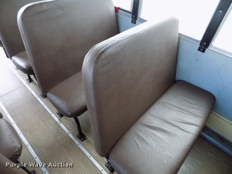 image for item DY9213 2006 International CE200 schoolbus