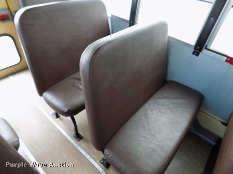 image for item DY9213 2006 International CE200 schoolbus