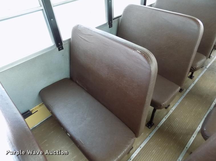 image for item DY9213 2006 International CE200 schoolbus