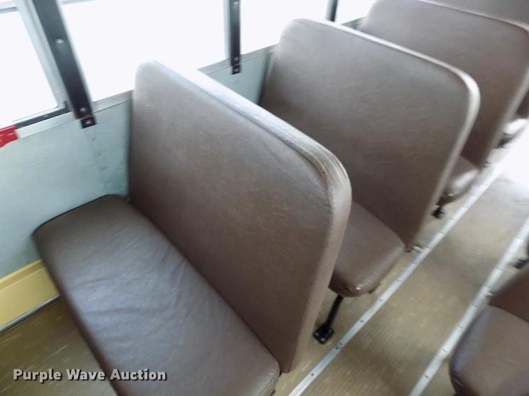 image for item DY9213 2006 International CE200 schoolbus