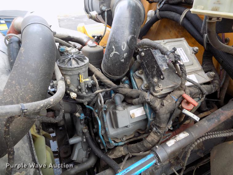 image for item DY9213 2006 International CE200 schoolbus