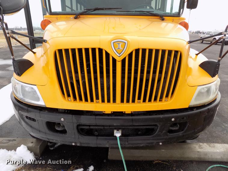 image for item DY9213 2006 International CE200 schoolbus