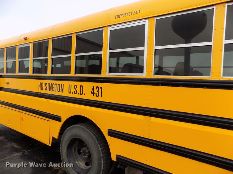 image for item DY9213 2006 International CE200 schoolbus