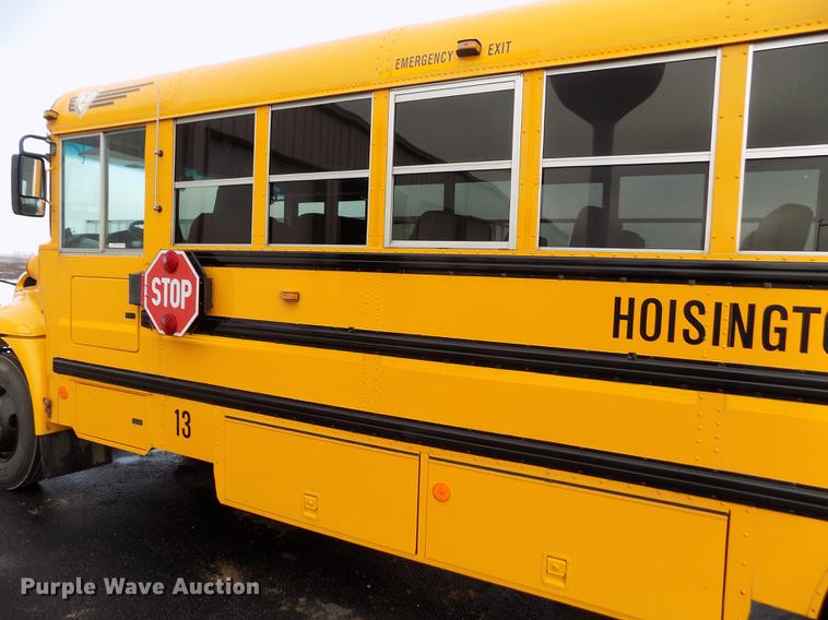 image for item DY9213 2006 International CE200 schoolbus