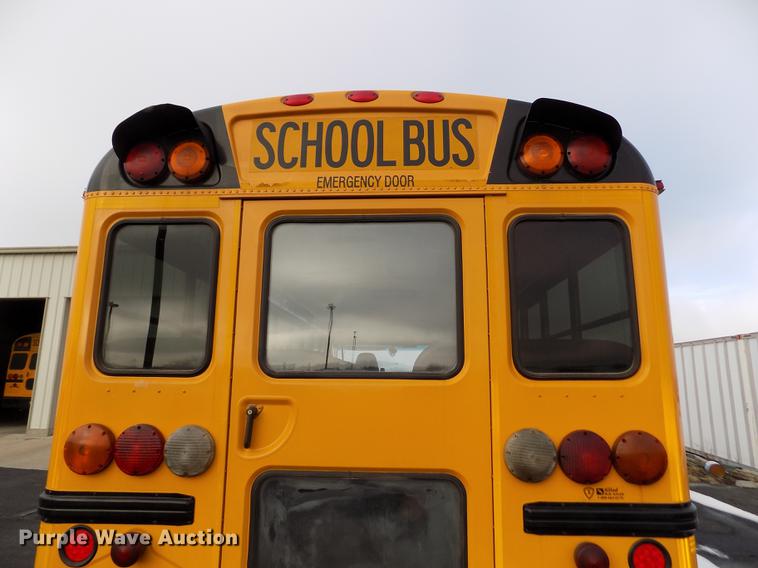 image for item DY9213 2006 International CE200 schoolbus