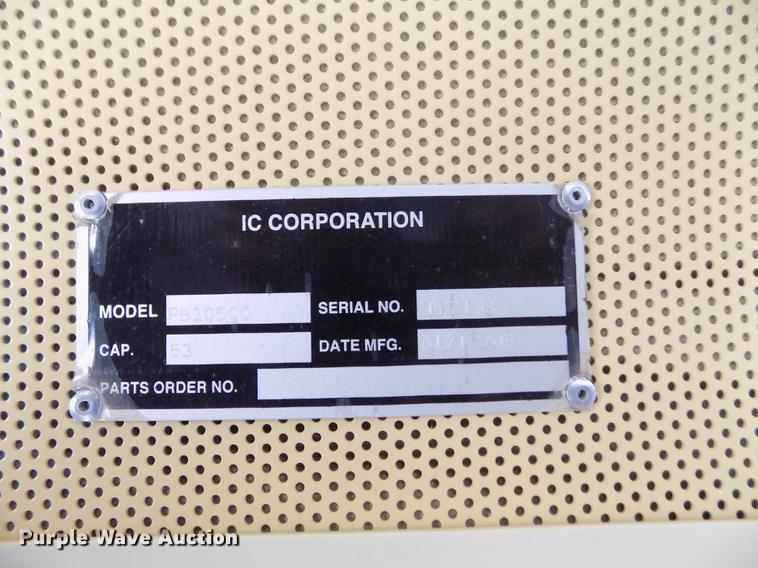 image for item DY9213 2006 International CE200 schoolbus