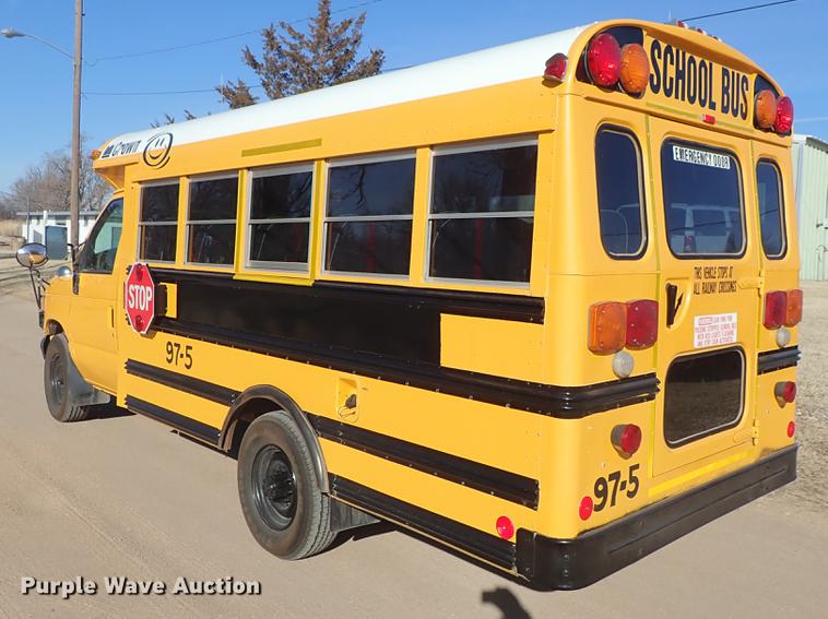 image for item EM9471 1997 Ford Econoline E350 Crown school bus