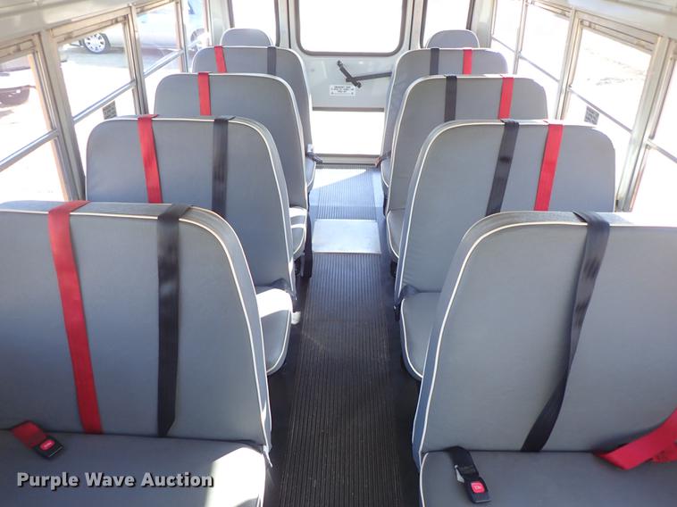 image for item EM9471 1997 Ford Econoline E350 Crown school bus