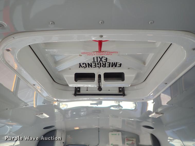 image for item EM9471 1997 Ford Econoline E350 Crown school bus