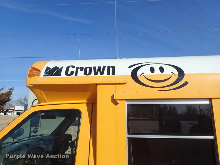 image for item EM9471 1997 Ford Econoline E350 Crown school bus