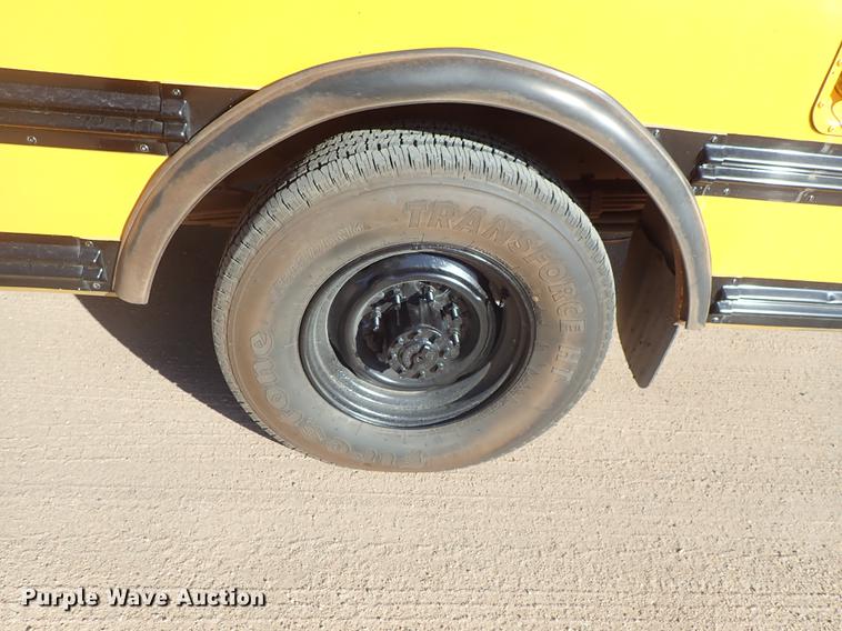 image for item EM9471 1997 Ford Econoline E350 Crown school bus