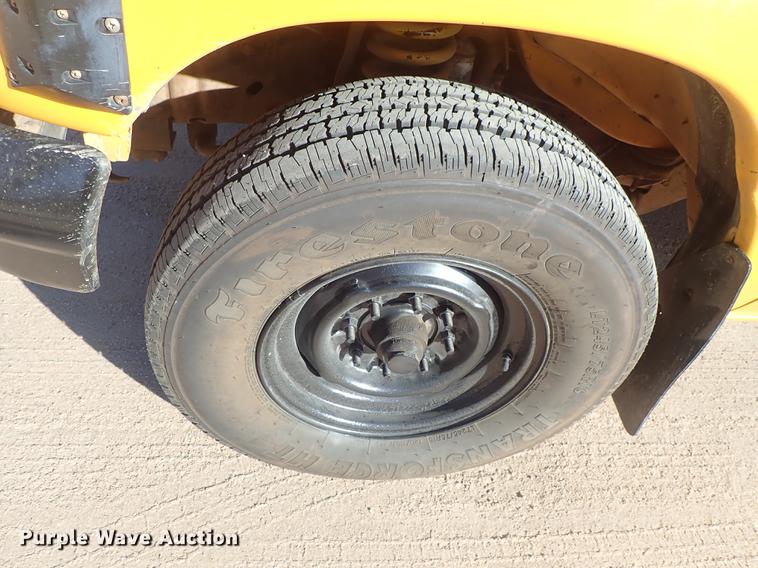 image for item EM9471 1997 Ford Econoline E350 Crown school bus