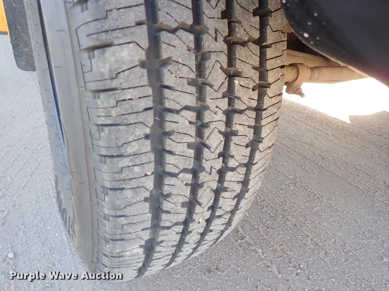 image for item EM9471 1997 Ford Econoline E350 Crown school bus