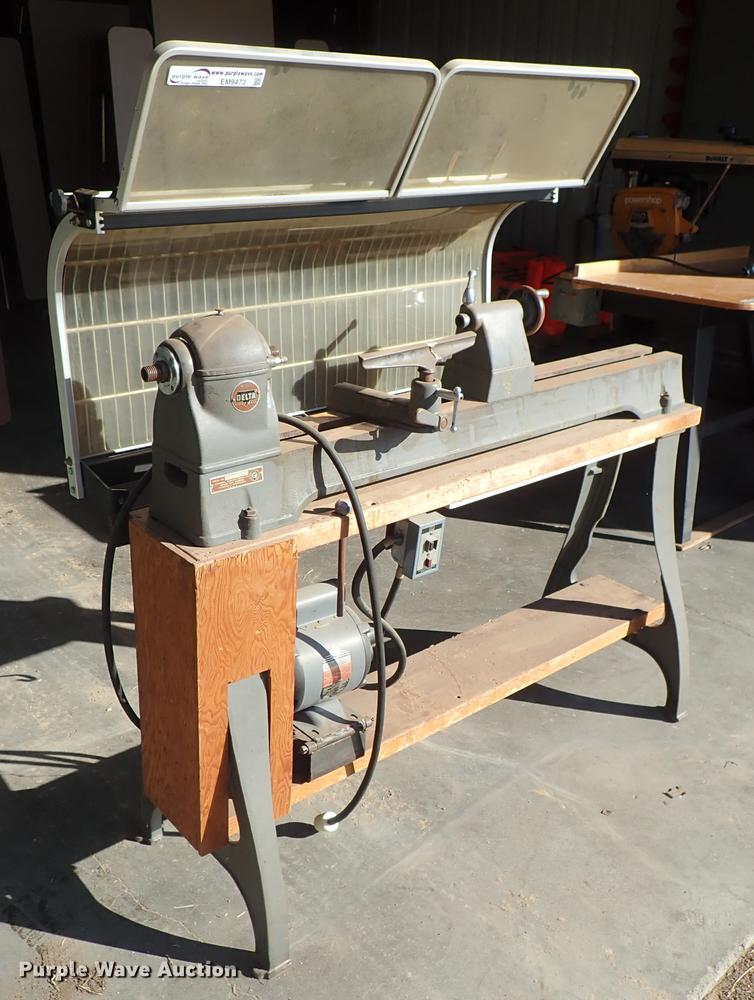 image for item EM9473 Delta lathe