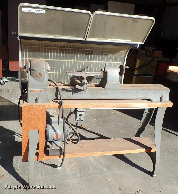 image for item EM9473 Delta lathe