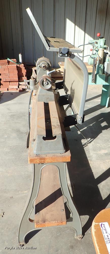 image for item EM9473 Delta lathe