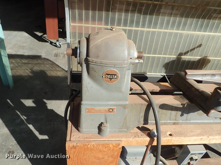image for item EM9473 Delta lathe