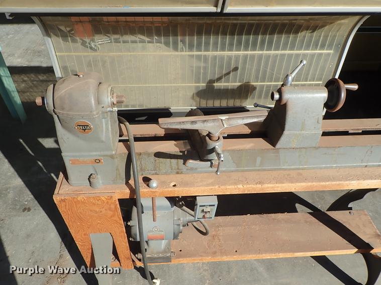 image for item EM9473 Delta lathe