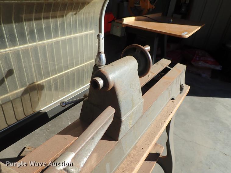 image for item EM9473 Delta lathe