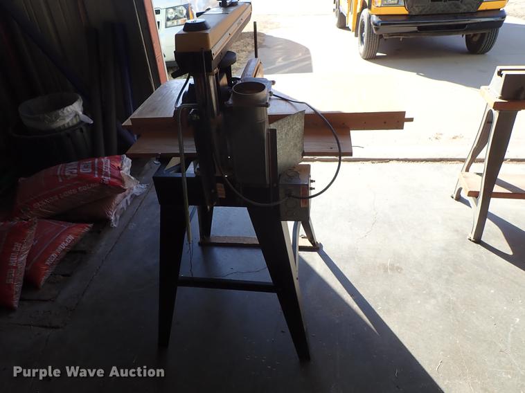 image for item EM9474 DeWalt 7770 radial arm saw