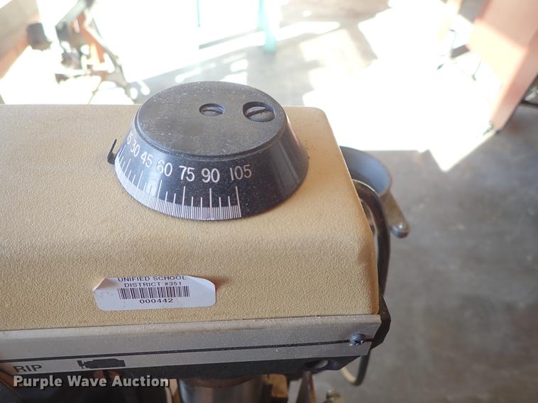 image for item EM9474 DeWalt 7770 radial arm saw