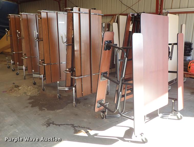 image for item EM9476 (8) lunch tables