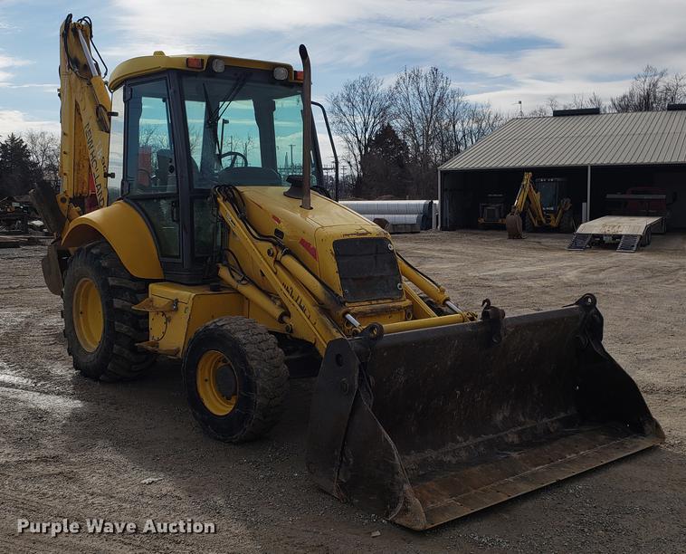 image for item EN9751 2001 New Holland LB90 backhoe