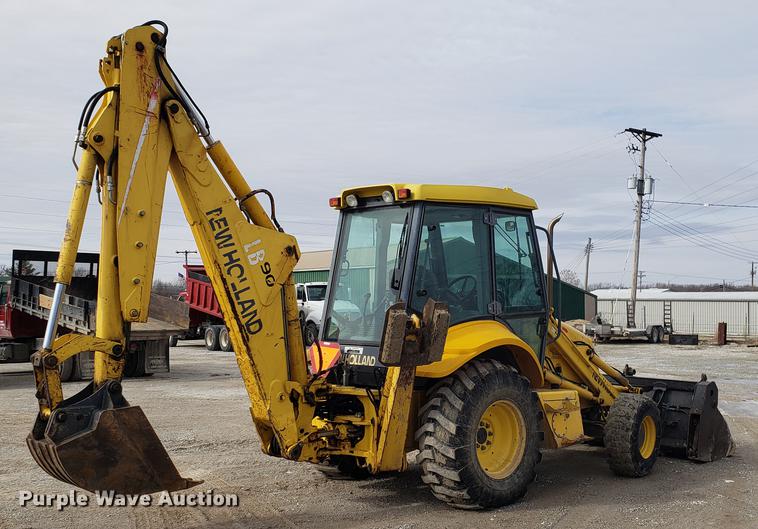 image for item EN9751 2001 New Holland LB90 backhoe