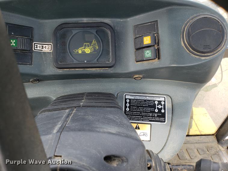 image for item EN9751 2001 New Holland LB90 backhoe