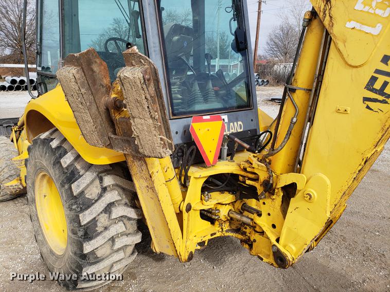 image for item EN9751 2001 New Holland LB90 backhoe