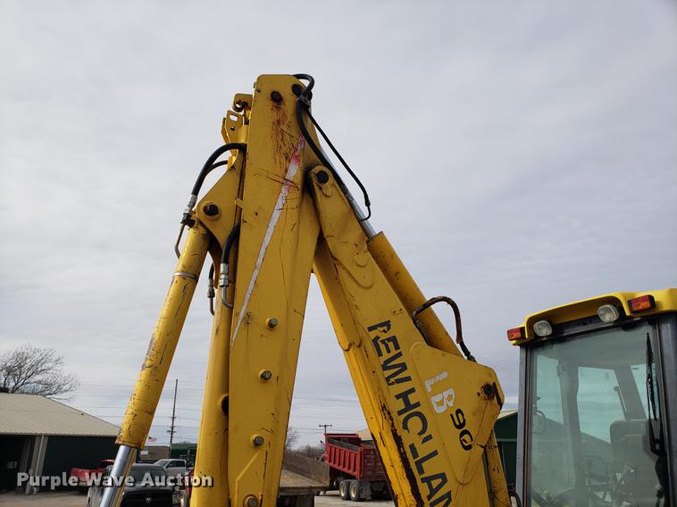 image for item EN9751 2001 New Holland LB90 backhoe