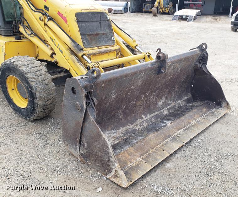 image for item EN9751 2001 New Holland LB90 backhoe