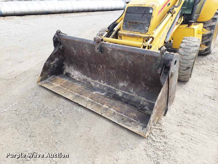 image for item EN9751 2001 New Holland LB90 backhoe