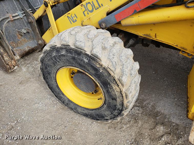image for item EN9751 2001 New Holland LB90 backhoe