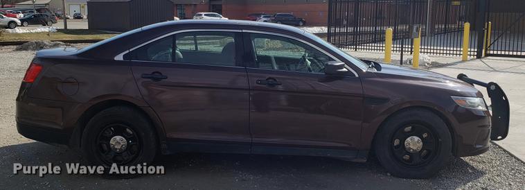 image for item EN9753 2013 Ford Taurus Police
