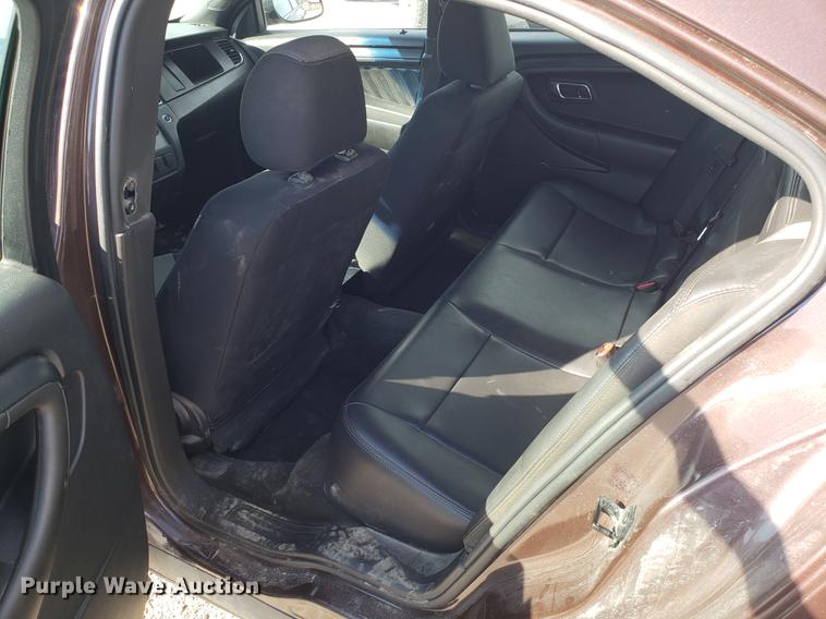 image for item EN9753 2013 Ford Taurus Police