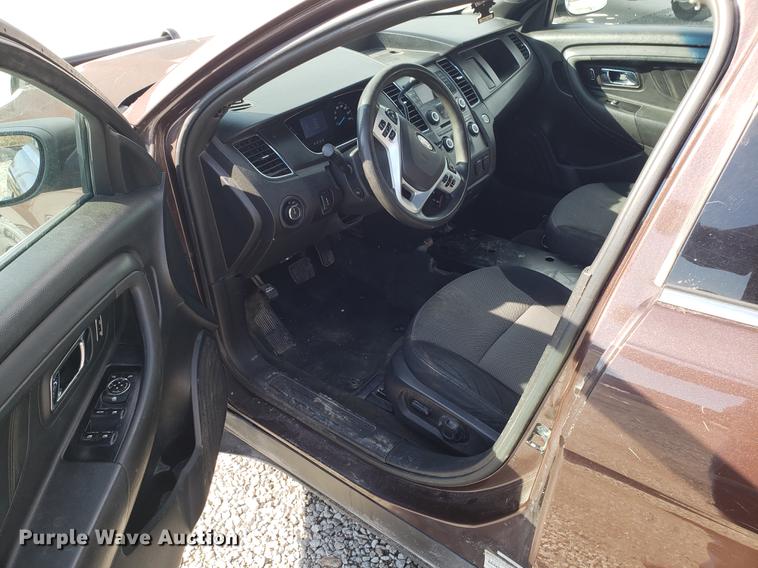 image for item EN9753 2013 Ford Taurus Police