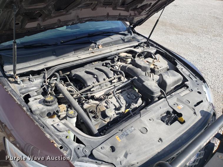 image for item EN9753 2013 Ford Taurus Police