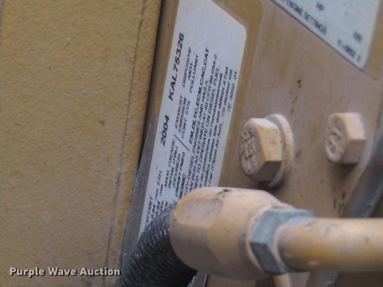 image for item EU9574 2005 Sterling L7500 refuse truck